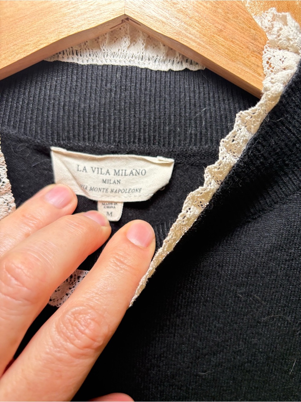 La Vila Milano Black Mock Neck Knit Sweater Top Lace Trim Short Sleeve Size M - Picture 3 of 11